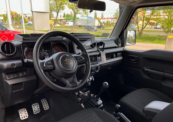 Suzuki Jimny cena 105000 przebieg: 65000, rok produkcji 2018 z Gdynia małe 379